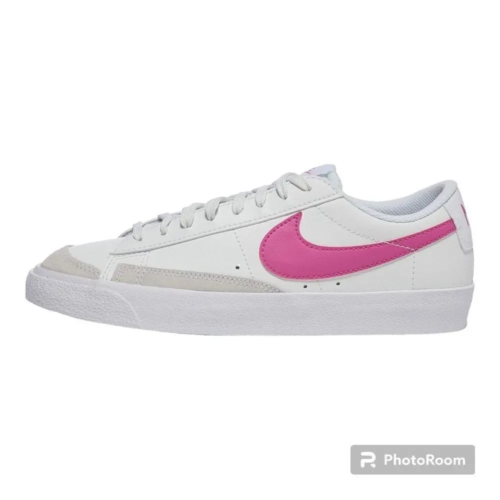 Nike Blazer Low '77 (Big Kid) 7 Y